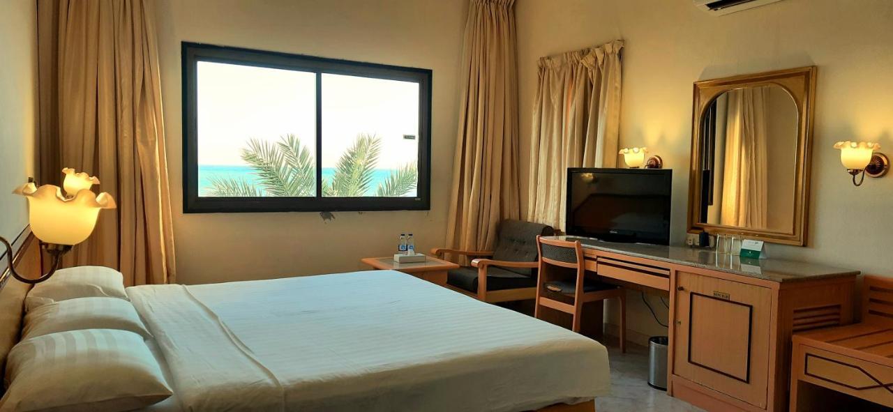 Resort Sur Beach Holiday Bagian luar foto