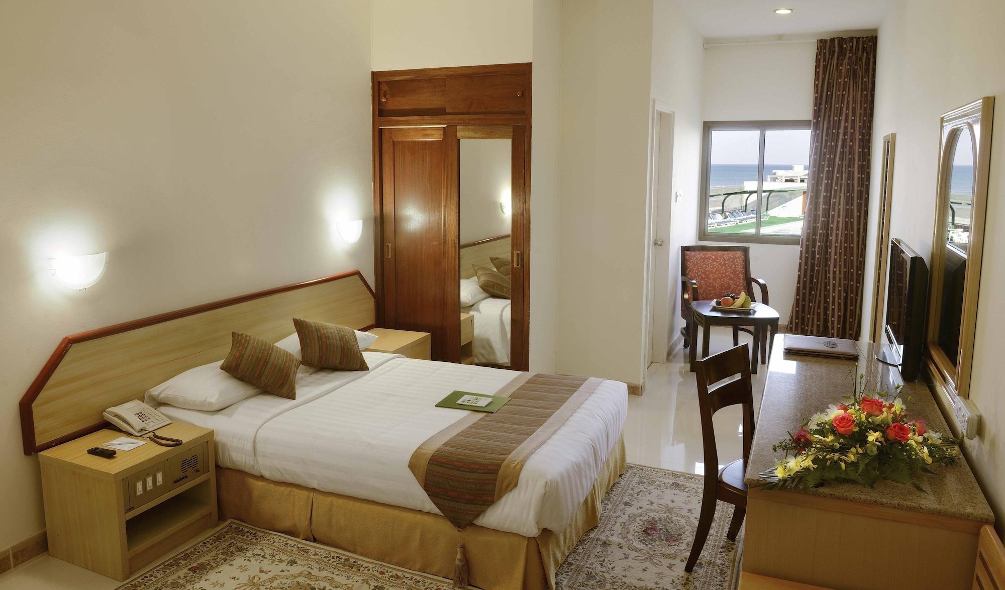 Resort Sur Beach Holiday Bagian luar foto