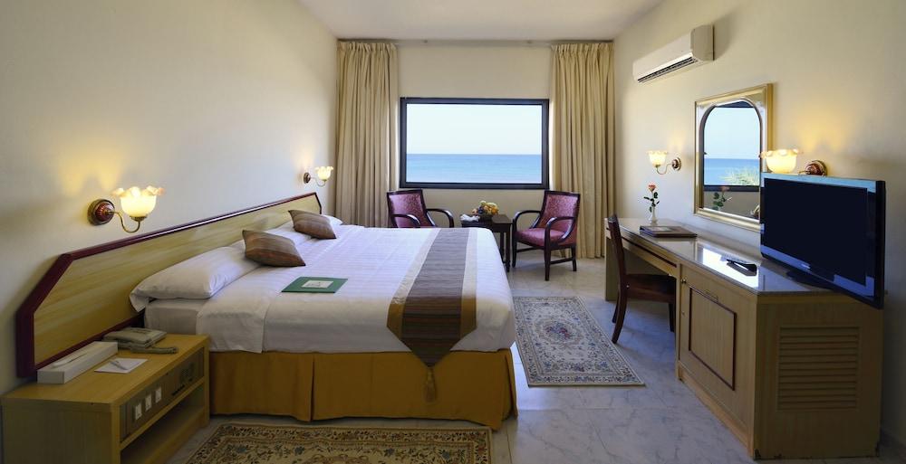 Resort Sur Beach Holiday Bagian luar foto